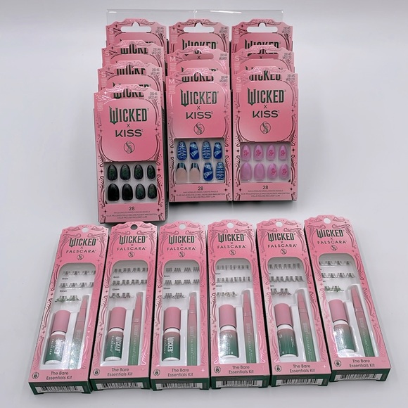 Wicked X Kiss Nails & Wicked X Falscara Lash Kits Halloween Party Cosplay NEW - Picture 1 of 10